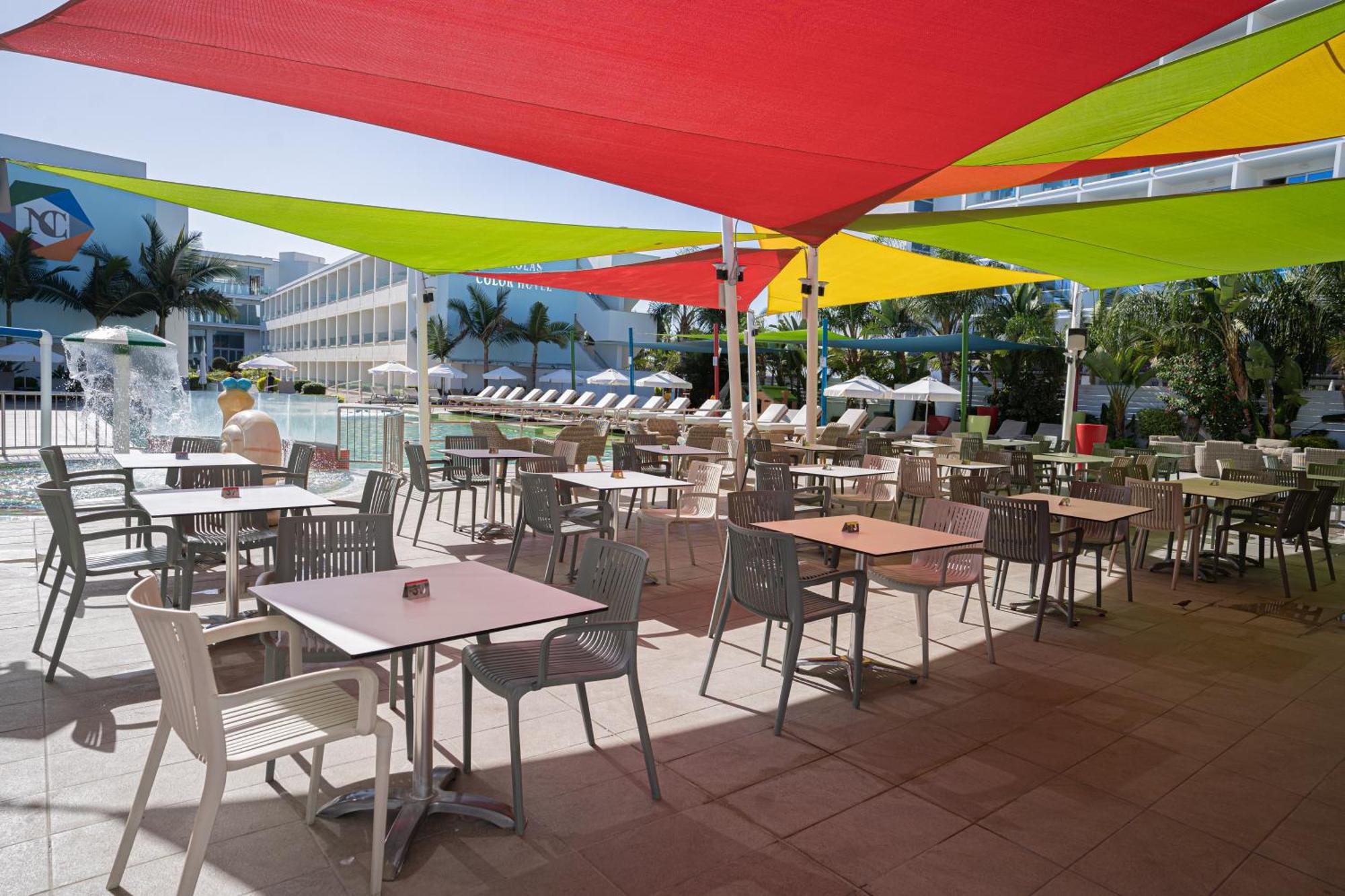 Nicholas Color Hotel 아이아 나파 외부 사진