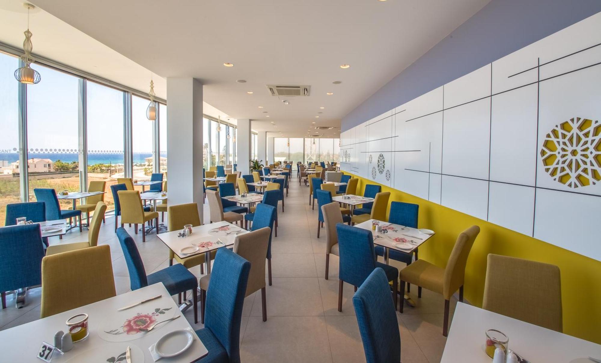 Nicholas Color Hotel 아이아 나파 외부 사진