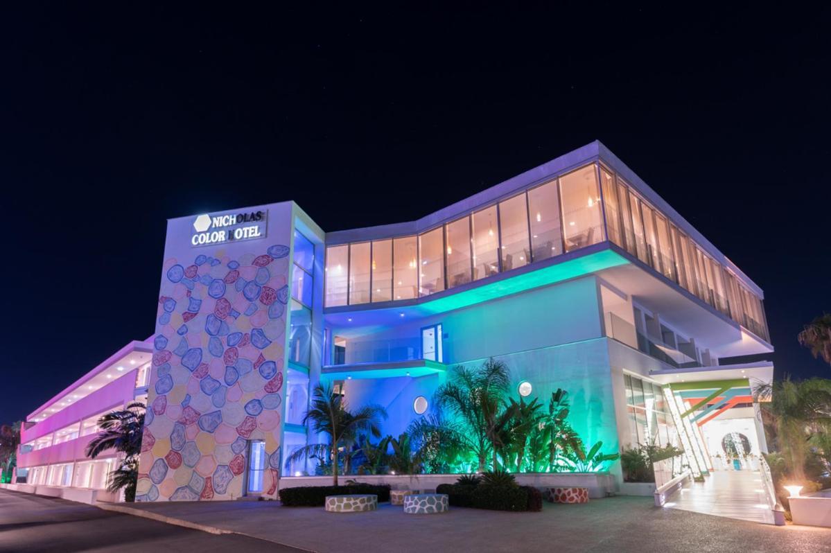 Nicholas Color Hotel 아이아 나파 외부 사진
